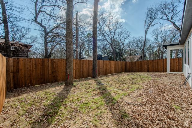 139 Forest Oaks Drive, Gun Barrel City, TX 75156