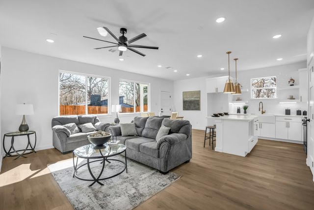 139 Forest Oaks Drive, Gun Barrel City, TX 75156