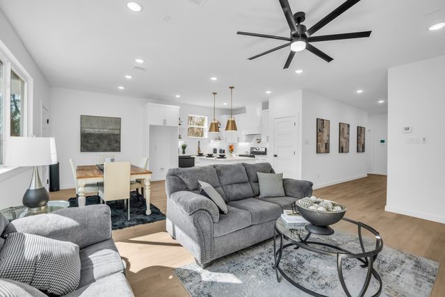 139 Forest Oaks Drive, Gun Barrel City, TX 75156