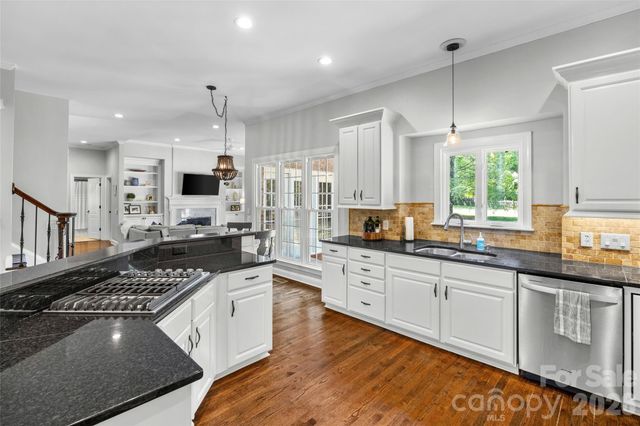 7346 Versailles Lane, Charlotte, NC 28277