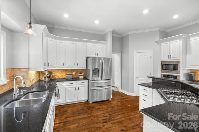 7346 Versailles Lane, Charlotte, NC 28277