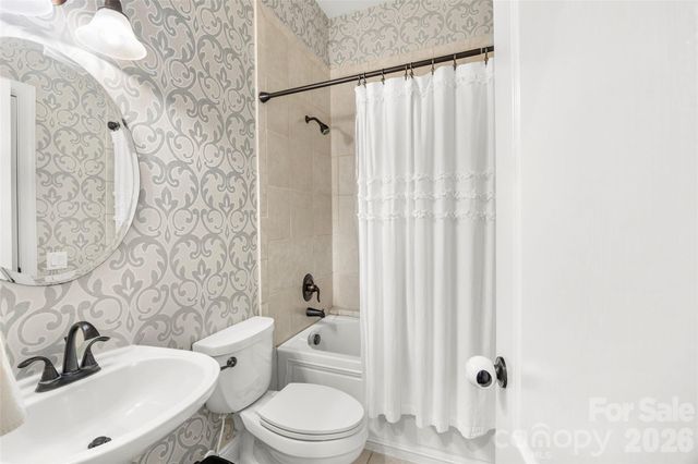 7346 Versailles Lane, Charlotte, NC 28277