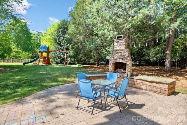 7346 Versailles Lane, Charlotte, NC 28277