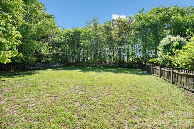 7346 Versailles Lane, Charlotte, NC 28277