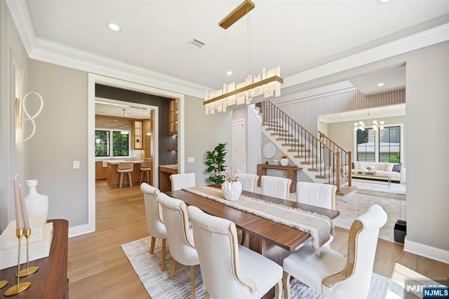 21 Kilmer Drive, Millburn, NJ 07078