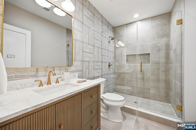 21 Kilmer Drive, Millburn, NJ 07078