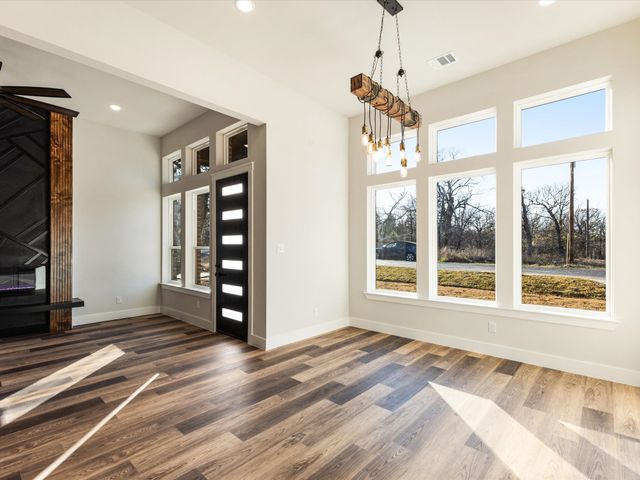 5018 Point Lavista, Malakoff, TX 75148