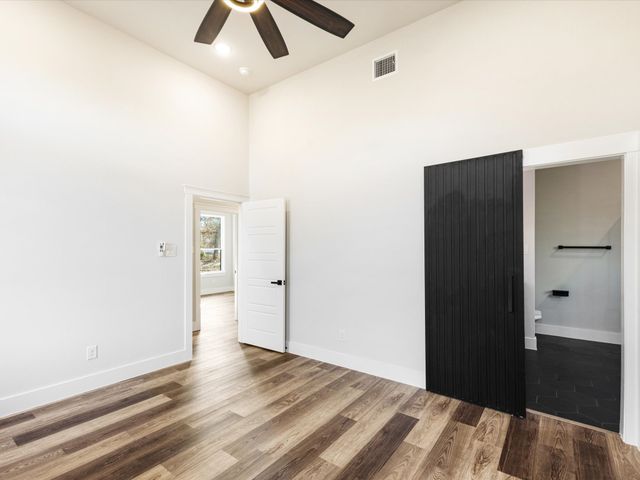 5018 Point Lavista, Malakoff, TX 75148