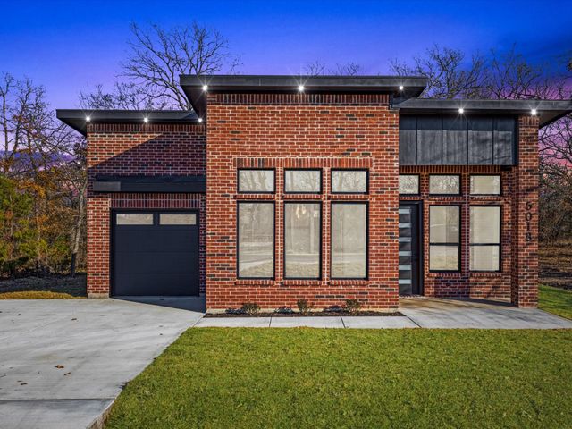 5018 Point Lavista, Malakoff, TX 75148