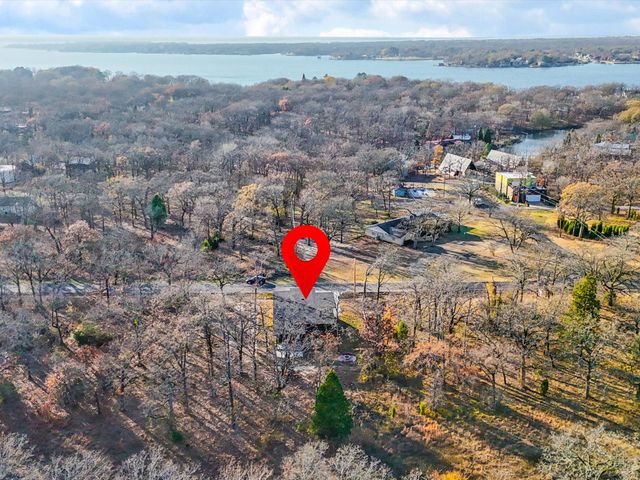 5018 Point Lavista, Malakoff, TX 75148