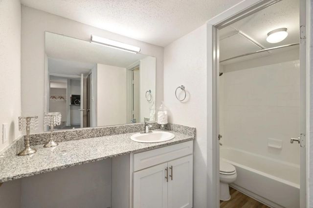 10101 Forum Park Drive 2019, Houston, TX 77036