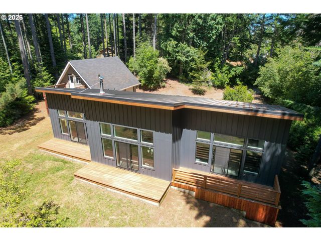 59492 SEVEN DEVILS Rd, Bandon, OR 97411