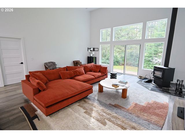 59492 SEVEN DEVILS Rd, Bandon, OR 97411