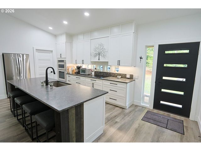 59492 SEVEN DEVILS Rd, Bandon, OR 97411