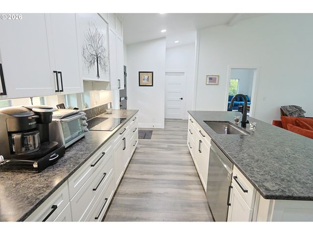 59492 SEVEN DEVILS Rd, Bandon, OR 97411