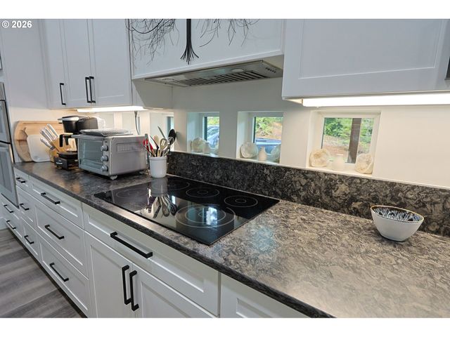 59492 SEVEN DEVILS Rd, Bandon, OR 97411