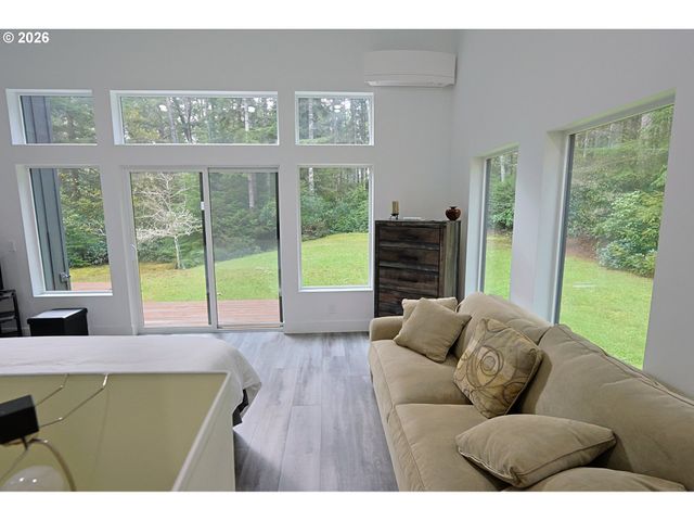 59492 SEVEN DEVILS Rd, Bandon, OR 97411