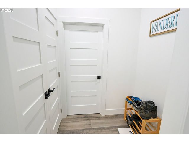 59492 SEVEN DEVILS Rd, Bandon, OR 97411