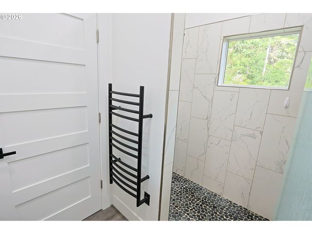 59492 SEVEN DEVILS Rd, Bandon, OR 97411