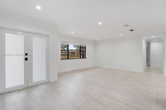 9741 SW 3rd St, Miami, FL 33174