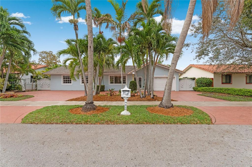 9741 SW 3rd St, Miami, FL 33174