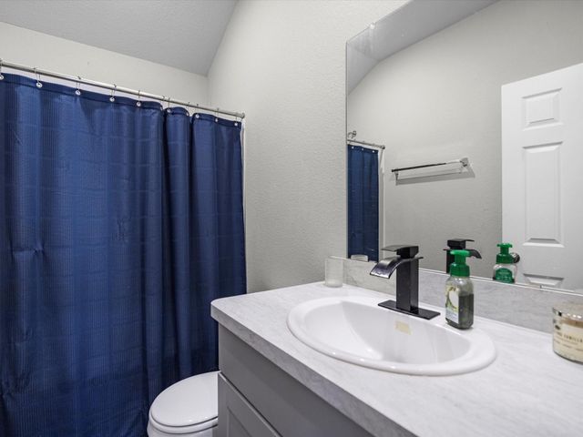 1850 Brushy Cedar Drive, Conroe, TX 77301