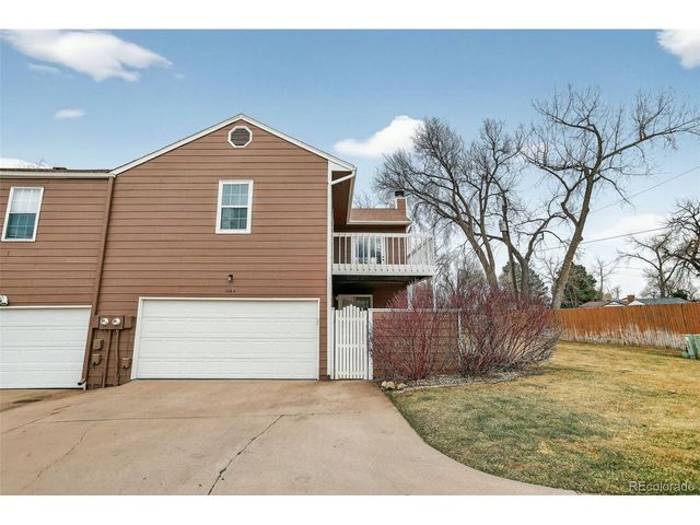 2064 S Balsam St, Lakewood, CO 80227
