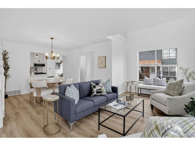 2064 S Balsam St, Lakewood, CO 80227