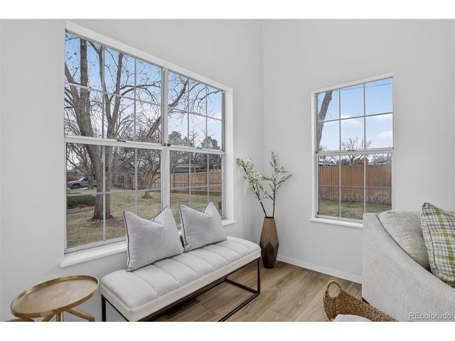 2064 S Balsam St, Lakewood, CO 80227