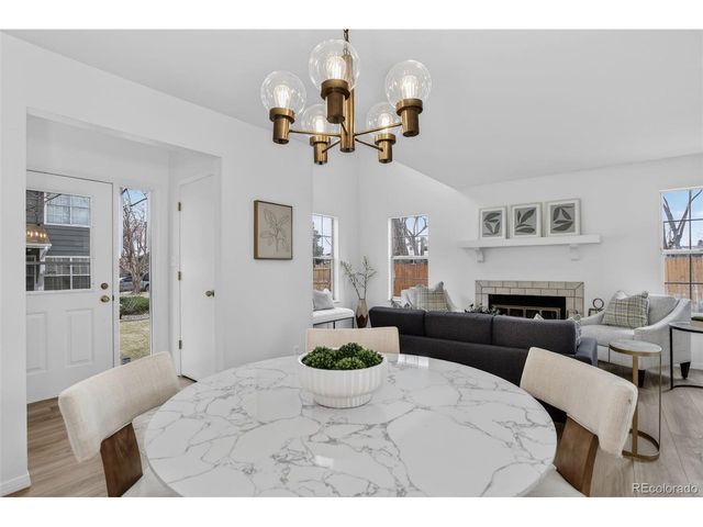 2064 S Balsam St, Lakewood, CO 80227