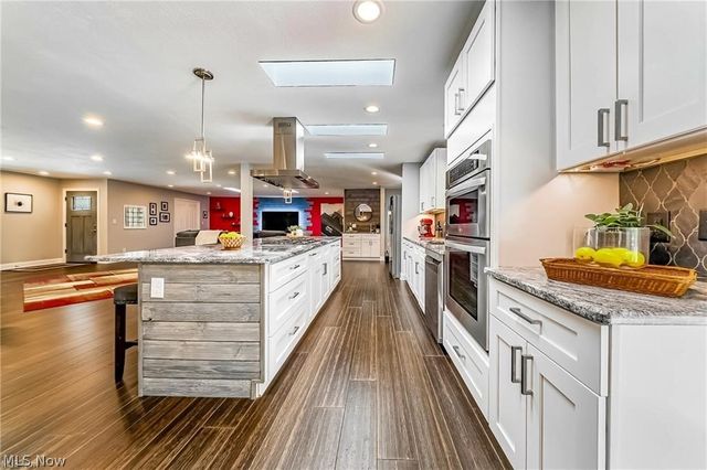 26105 Westwood Road, Westlake, OH 44145
