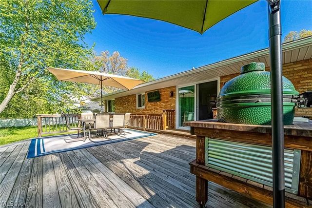 26105 Westwood Road, Westlake, OH 44145