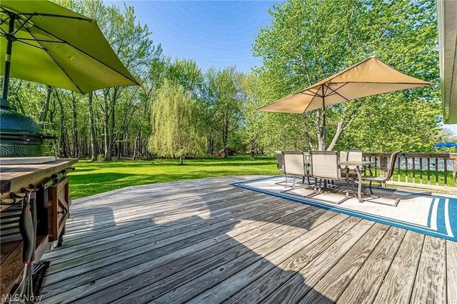 26105 Westwood Road, Westlake, OH 44145