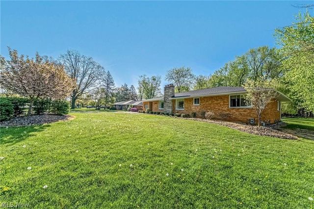26105 Westwood Road, Westlake, OH 44145