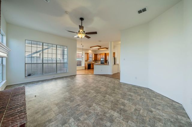 860 Tartan Trail, Highland Village, TX 75077