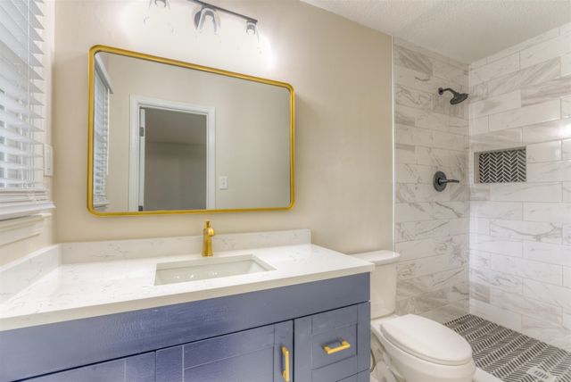 7238 MCVAY RD, Germantown, TN 38138