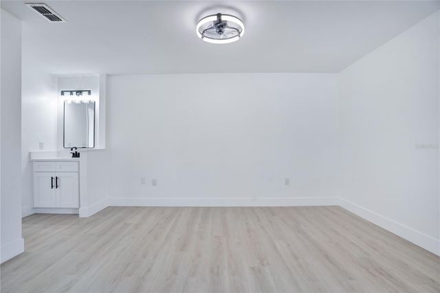 3012 S SEMORAN BOULEVARD G2, Orlando, FL 32822