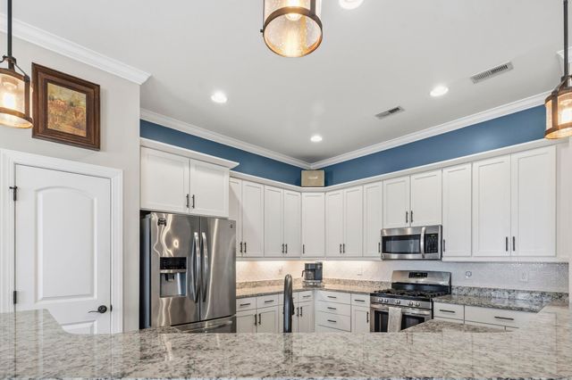 338 St. Julian Ln., Myrtle Beach, SC 29579