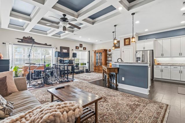 338 St. Julian Ln., Myrtle Beach, SC 29579