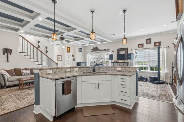 338 St. Julian Ln., Myrtle Beach, SC 29579