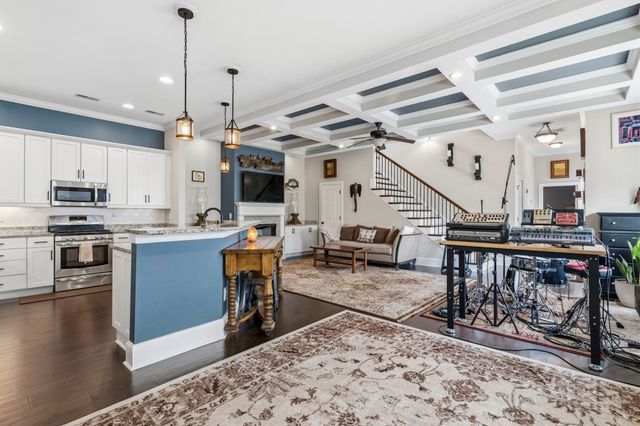 338 St. Julian Ln., Myrtle Beach, SC 29579