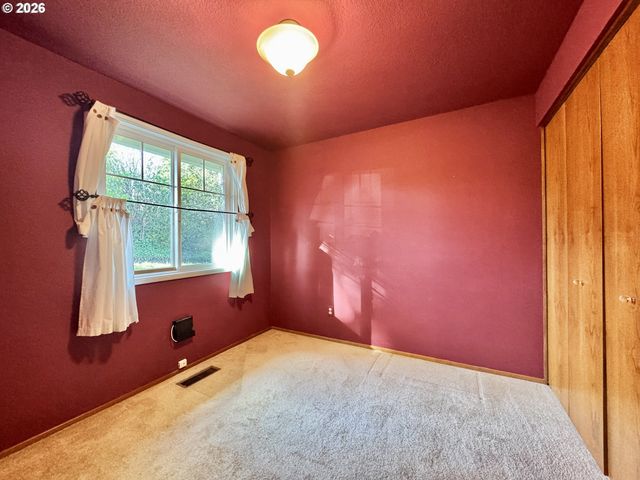 9530 Sw 55TH Ave Sw, Portland, OR 97219