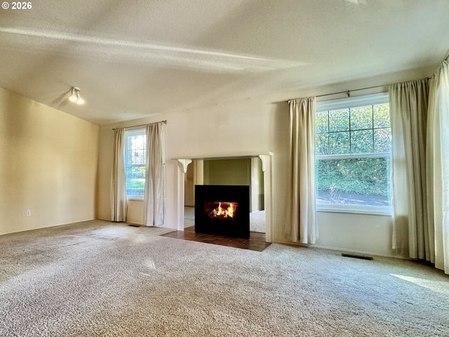 9530 Sw 55TH Ave Sw, Portland, OR 97219