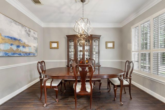 31 S Chandler Creek Circle, The Woodlands, TX 77381