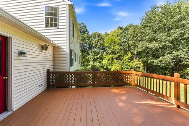 21 Casey Lane, Coventry, RI 02816