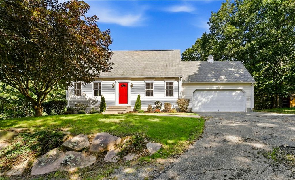 21 Casey Lane, Coventry, RI 02816