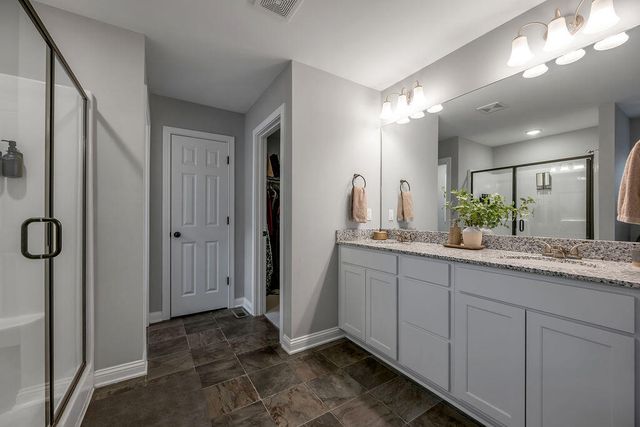 125 Dove Run Circle, Georgetown, KY 40324