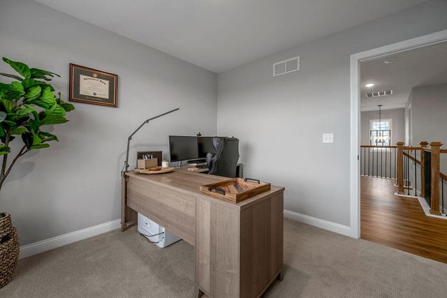 125 Dove Run Circle, Georgetown, KY 40324