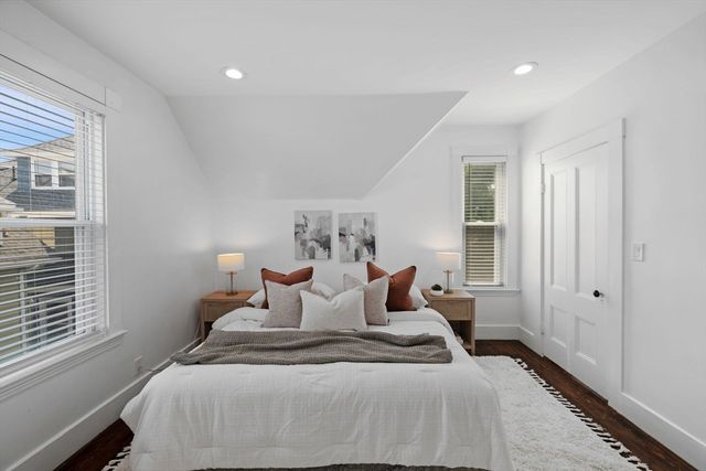 8 Chestnut St, Lynn, MA 01902