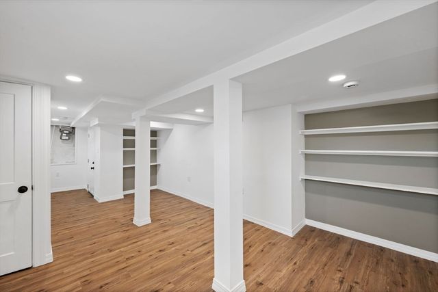 8 Chestnut St, Lynn, MA 01902